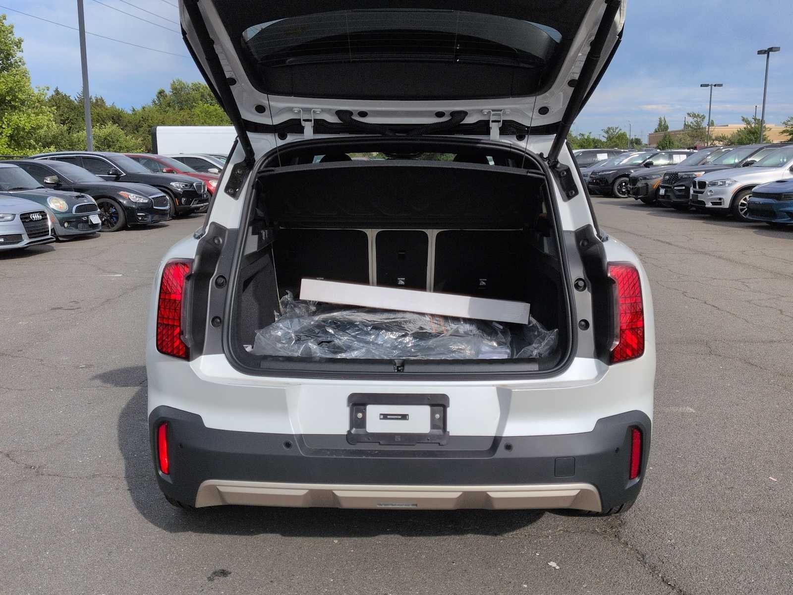 MINI COUNTRYMAN ICONIC 2027