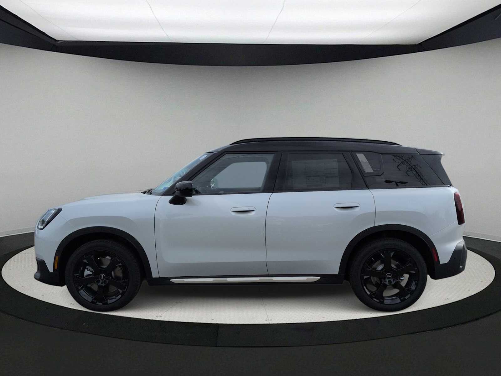 MINI COUNTRYMAN ICONIC 2027