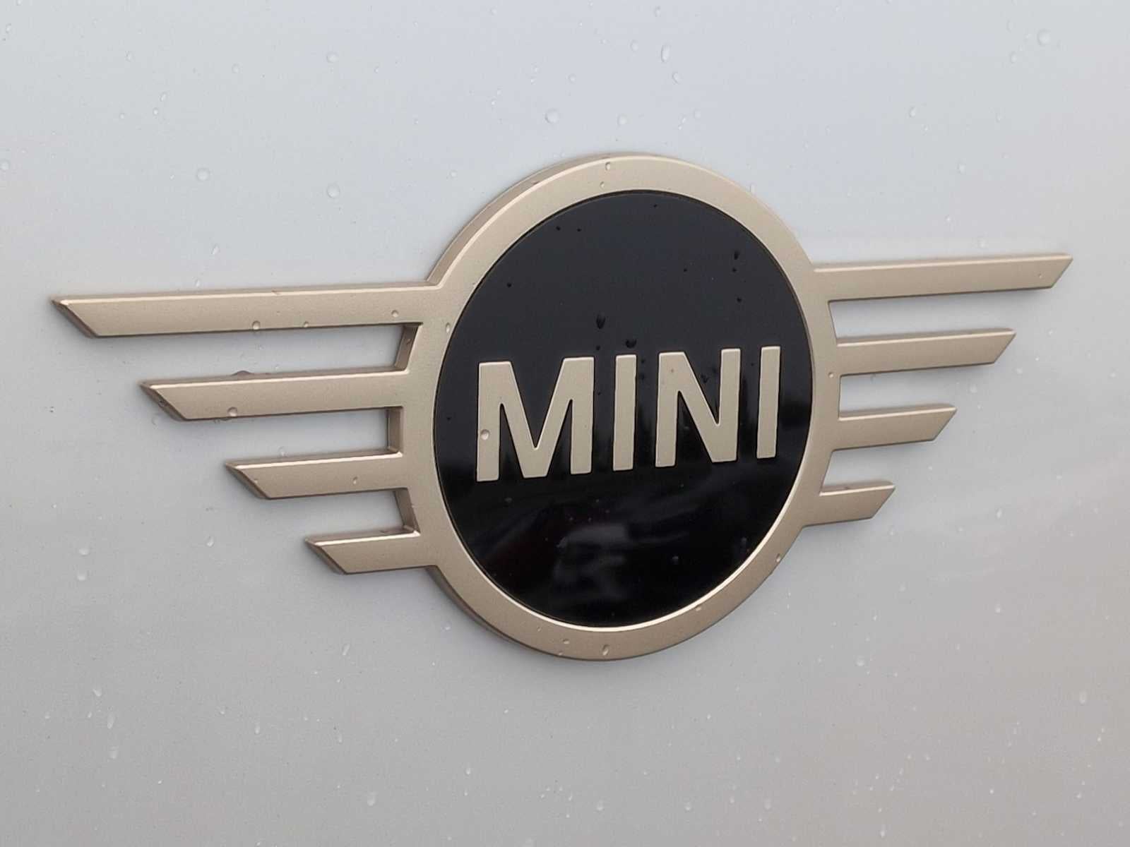 MINI COUNTRYMAN ICONIC 2027