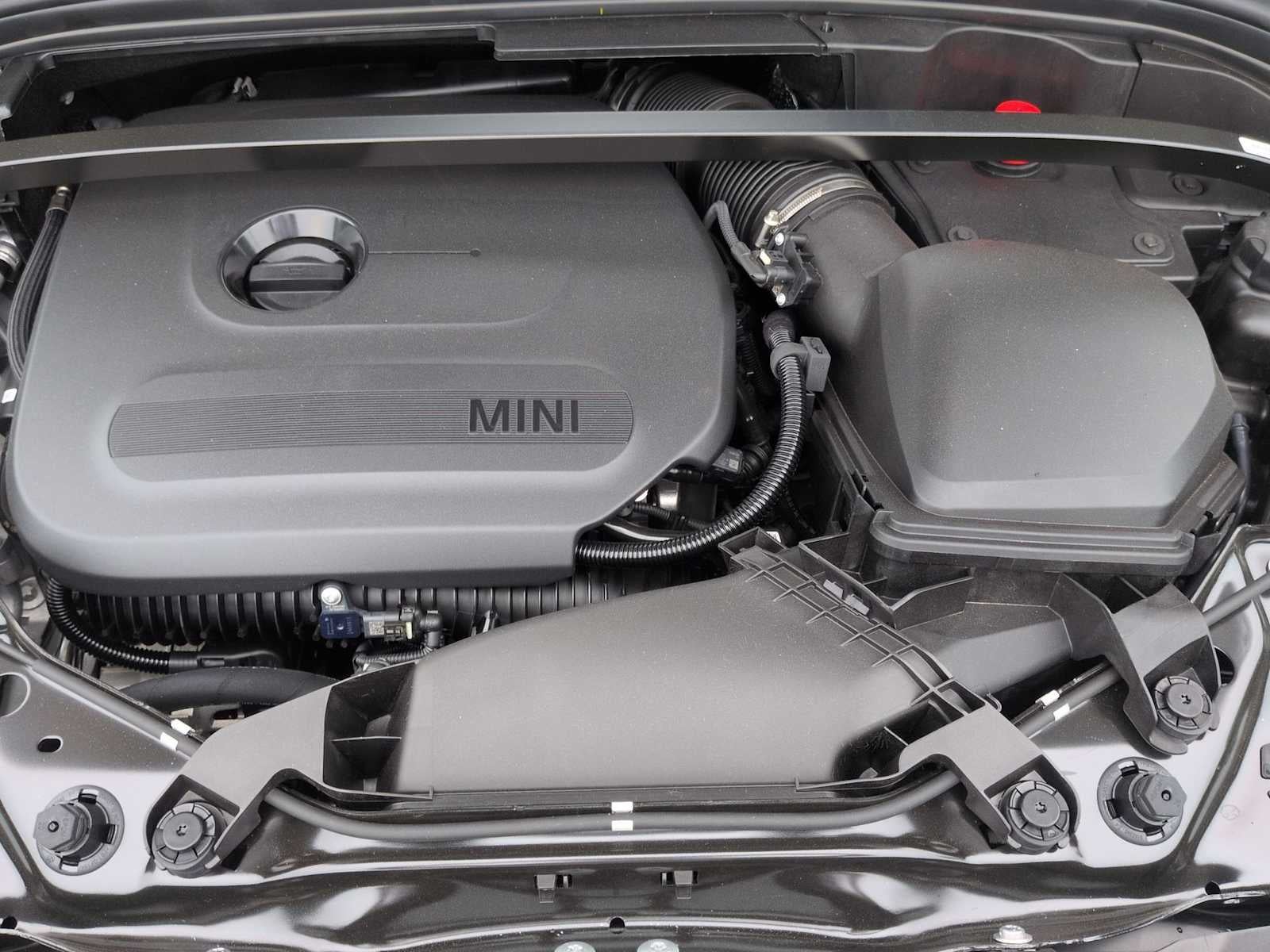 MINI COUNTRYMAN ICONIC 2027