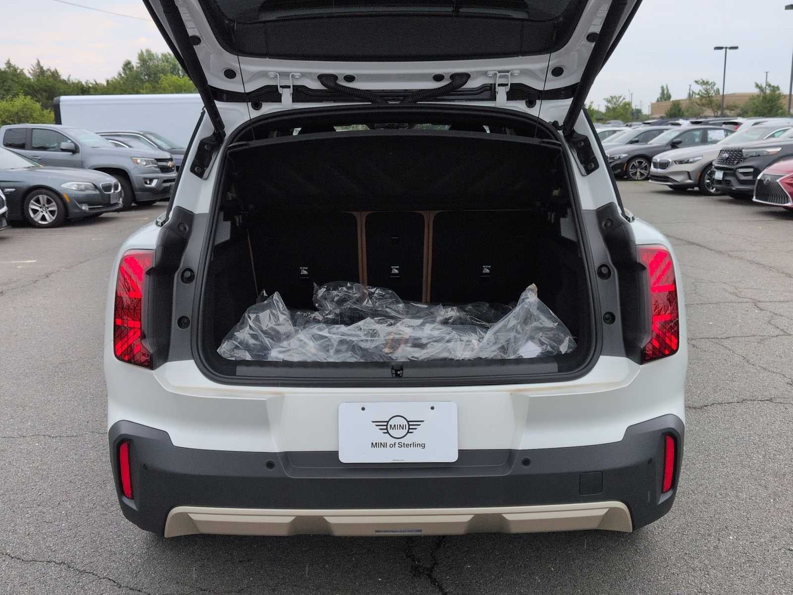 MINI COUNTRYMAN ICONIC 2027