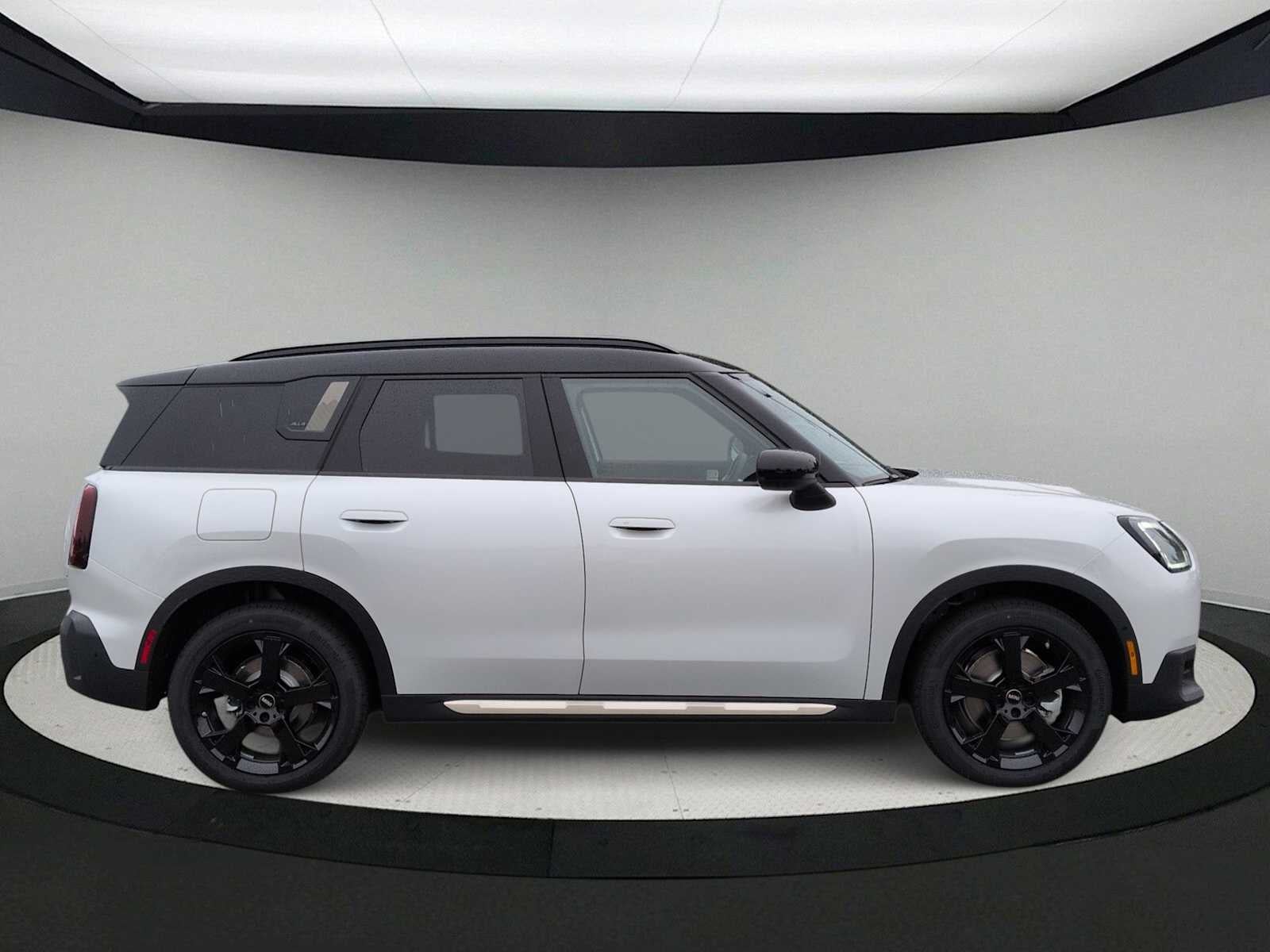 MINI COUNTRYMAN ICONIC 2027