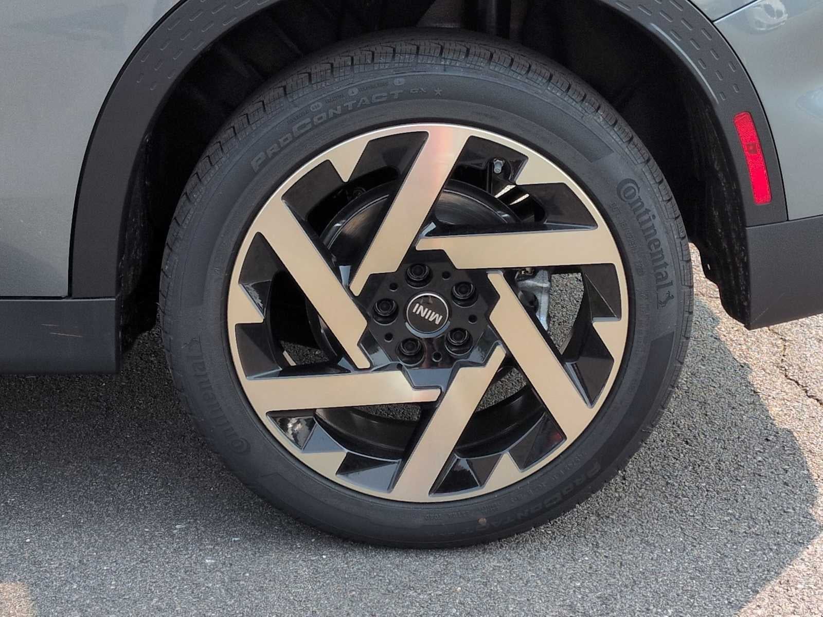 MINI COUNTRYMAN ICONIC 2027
