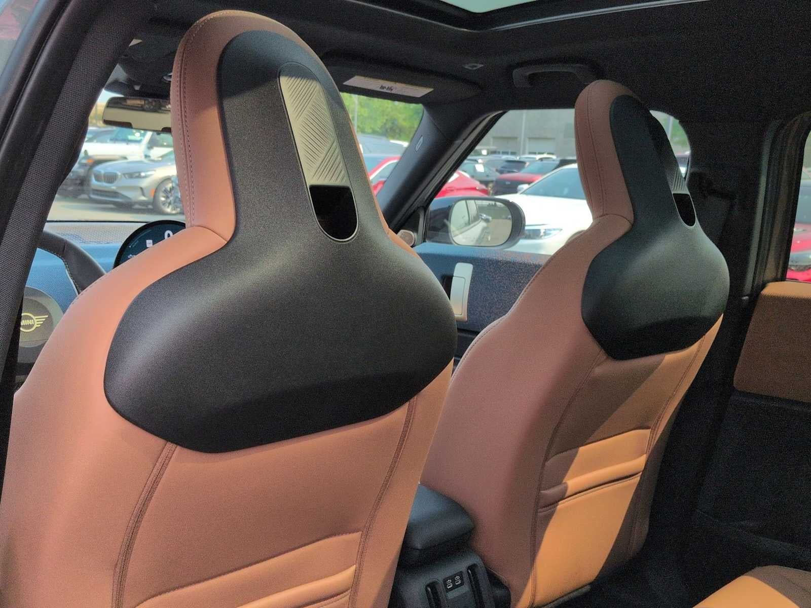 MINI COUNTRYMAN ICONIC 2027