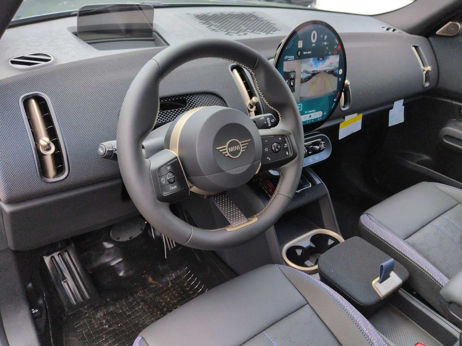 MINI COUNTRYMAN ICONIC 2027