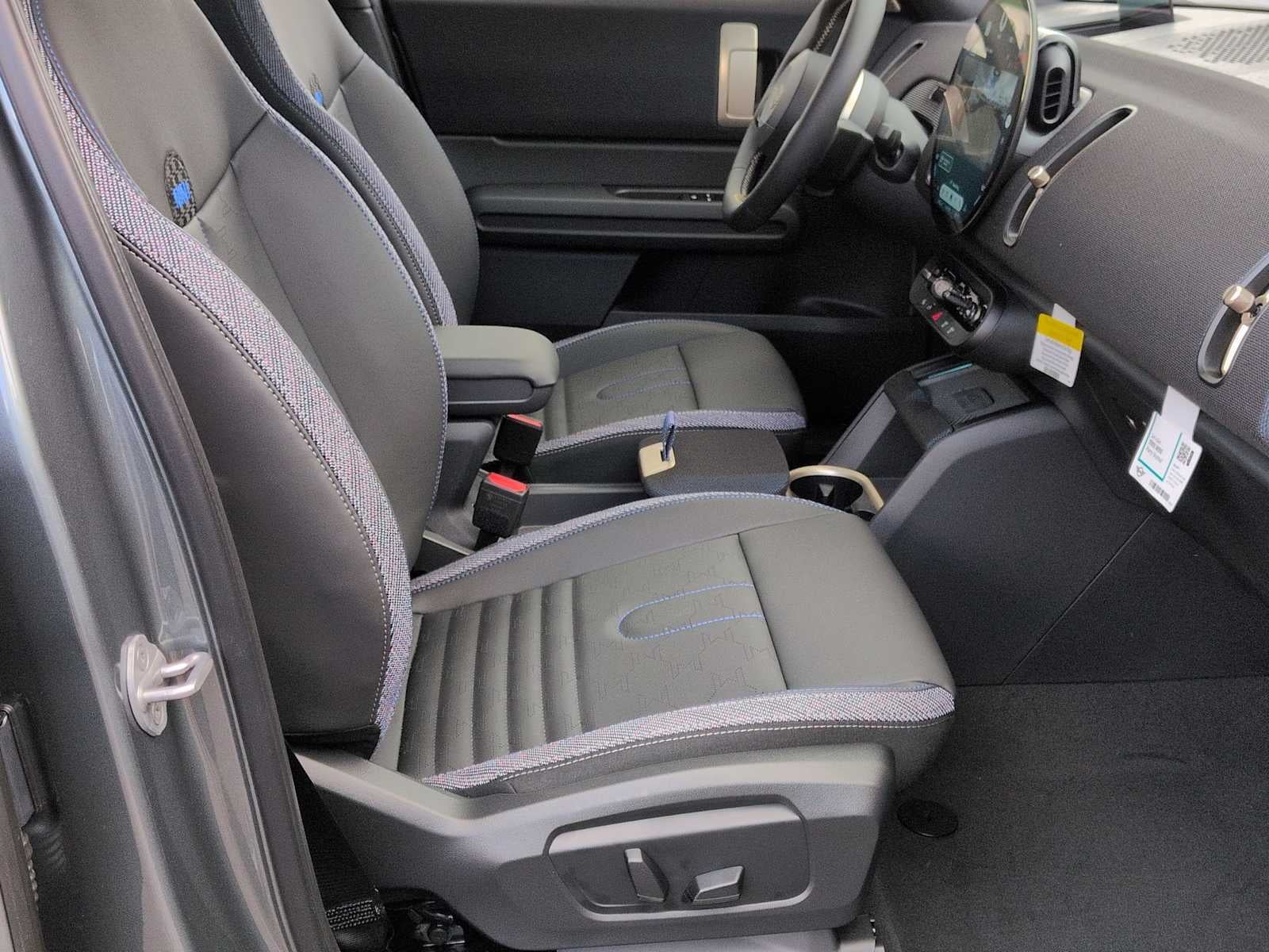 MINI COUNTRYMAN ICONIC 2027