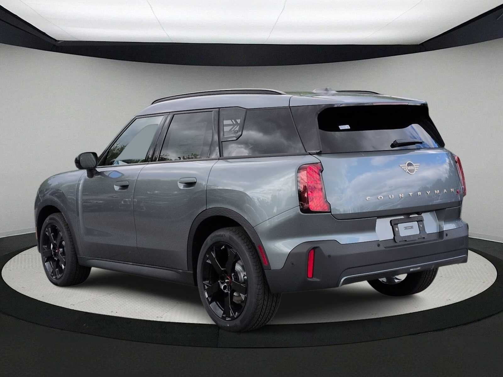 MINI COUNTRYMAN ICONIC 2027