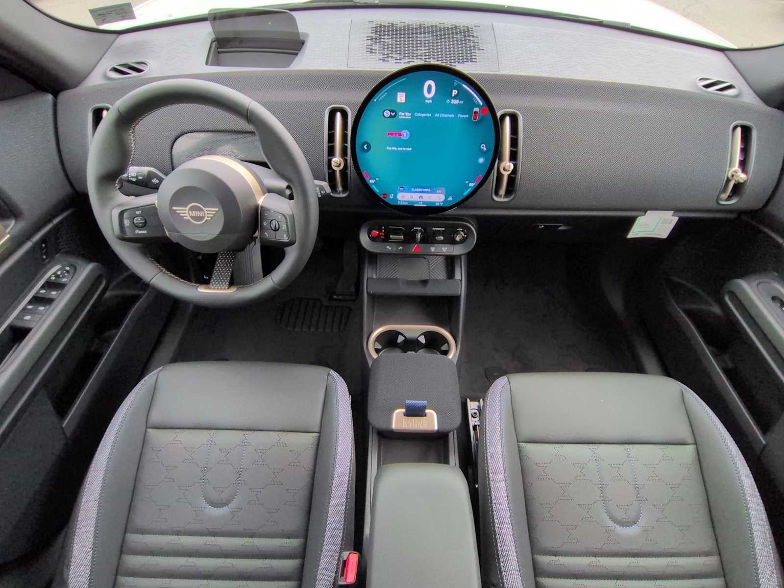 MINI COUNTRYMAN SIGNATURE PLUS 2027