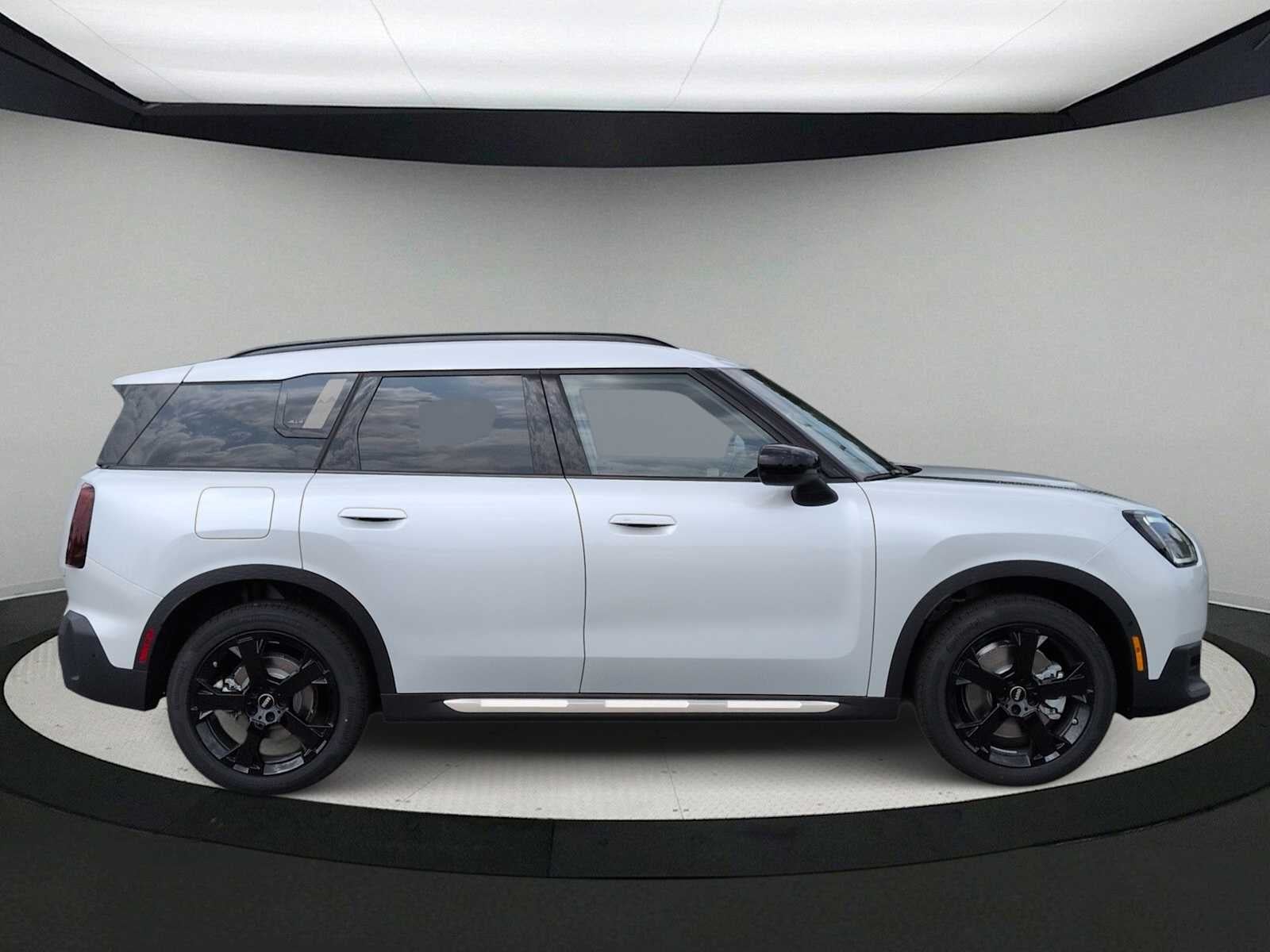 MINI COUNTRYMAN ICONIC 2027