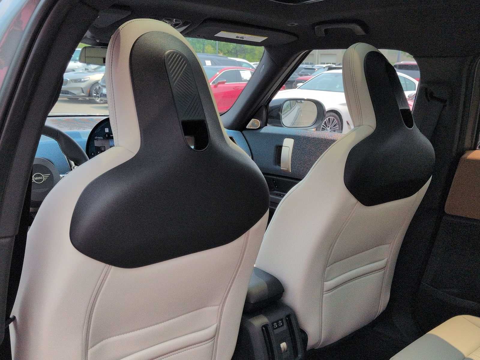 MINI COUNTRYMAN ICONIC 2027