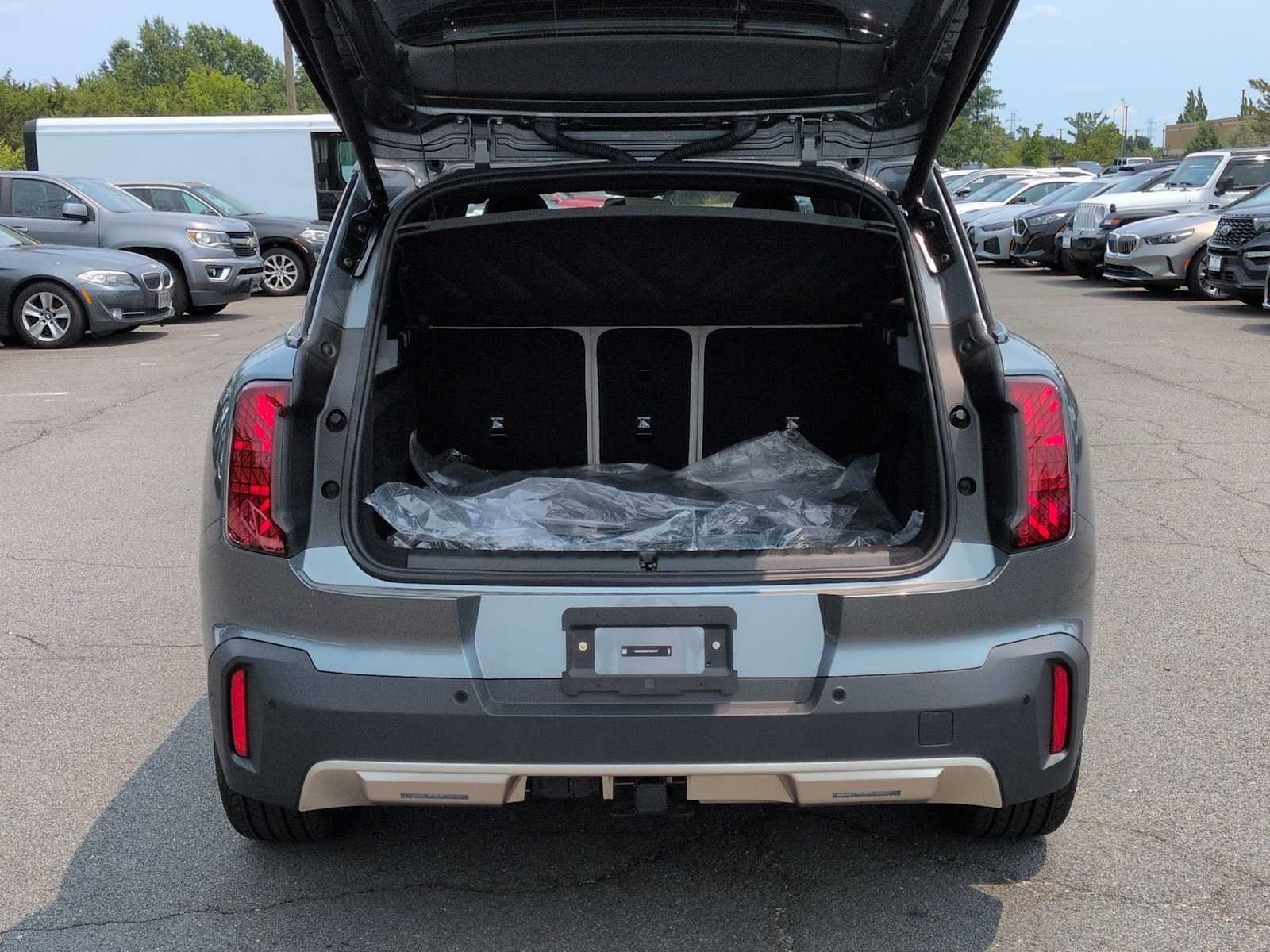 MINI COUNTRYMAN ICONIC 2027