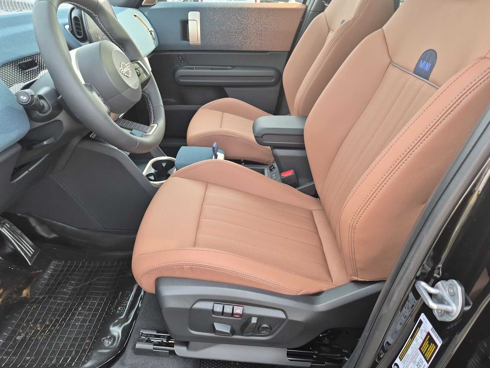 MINI COUNTRYMAN ICONIC 2027