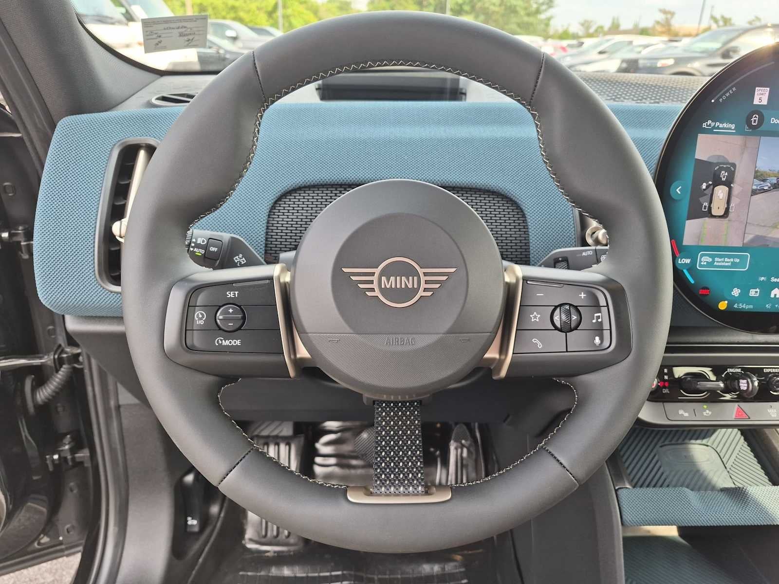 MINI COUNTRYMAN ICONIC 2027