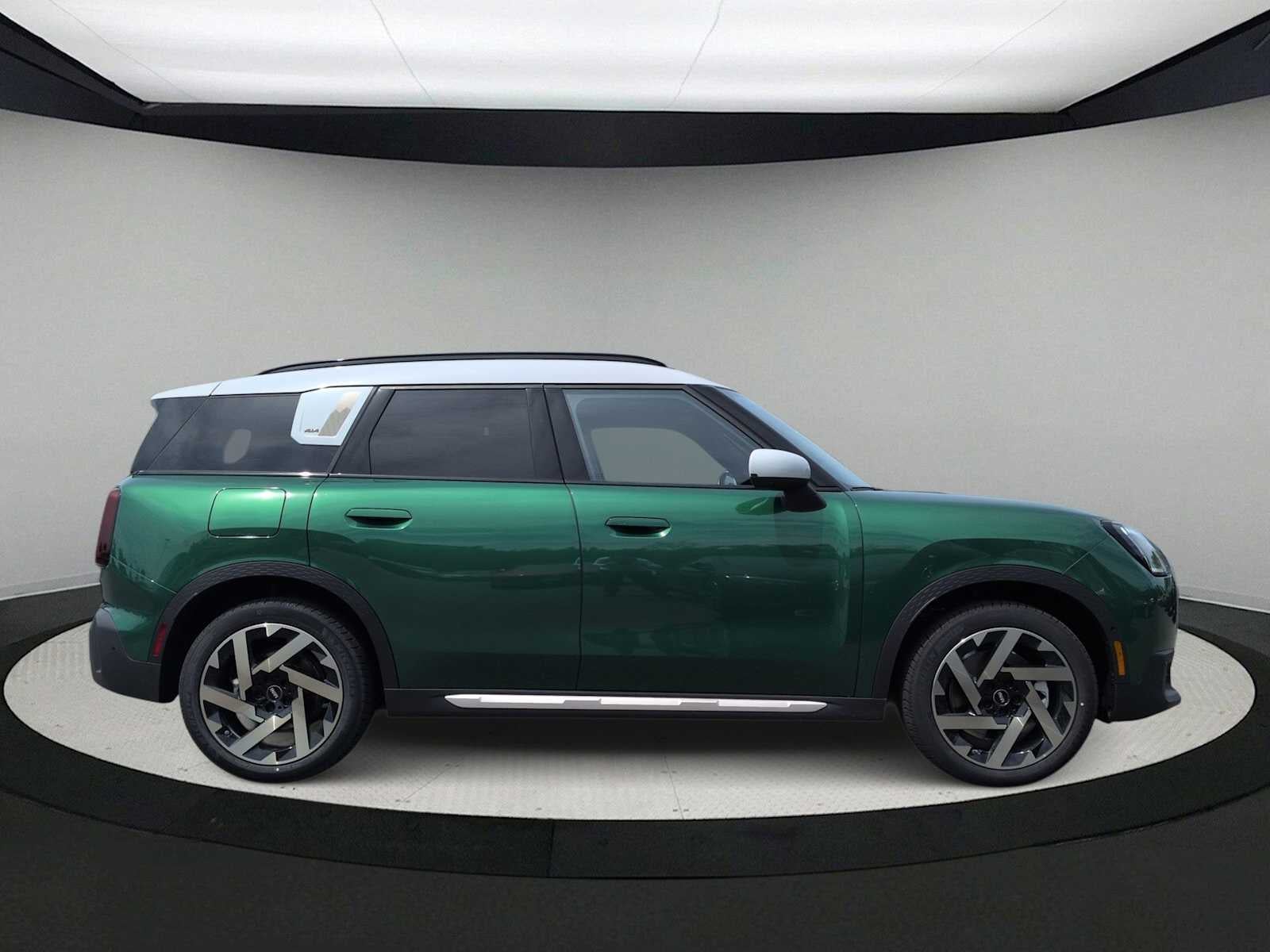 MINI COUNTRYMAN ICONIC 2027