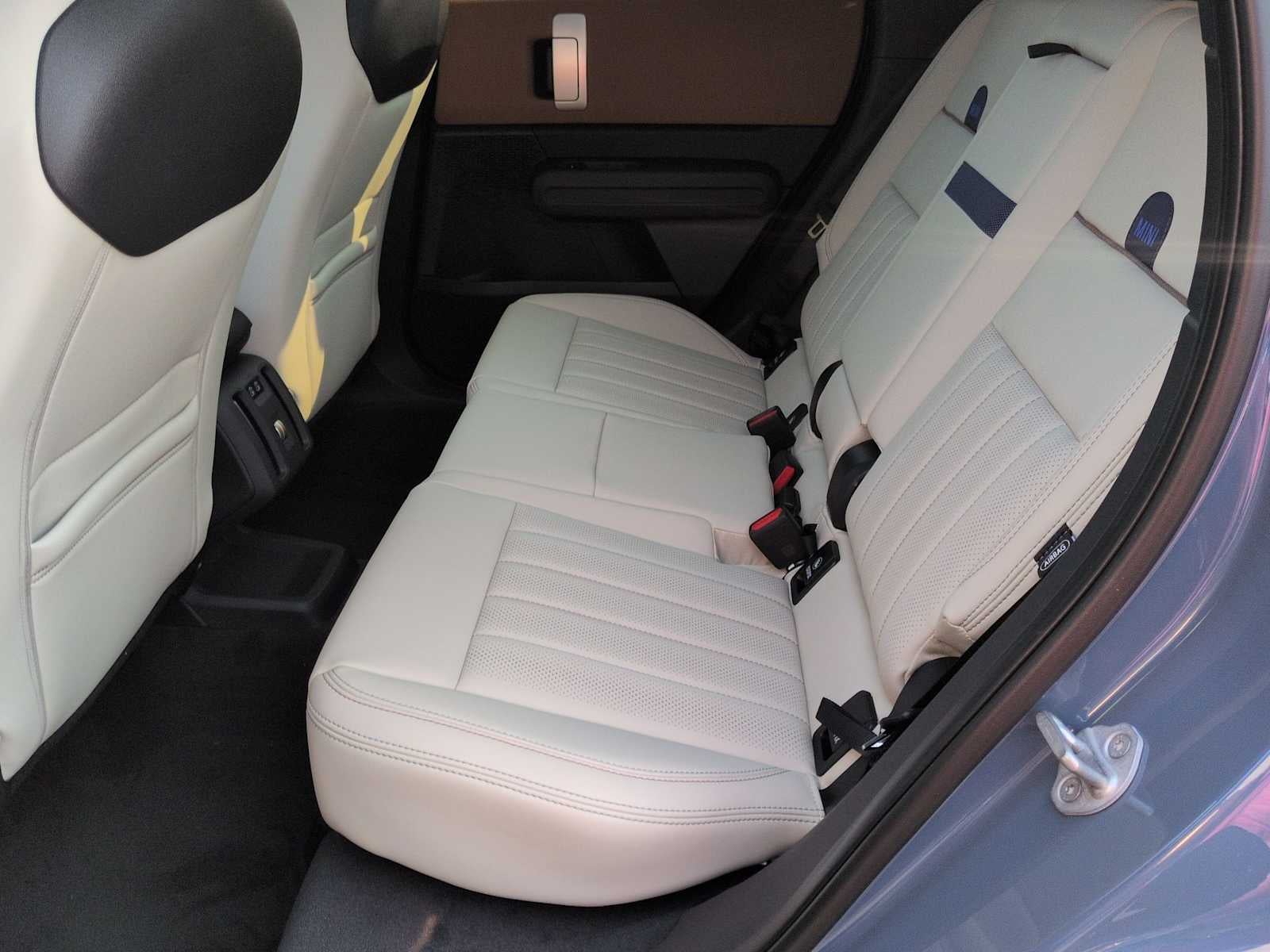 MINI COUNTRYMAN SIGNATURE PLUS 2027