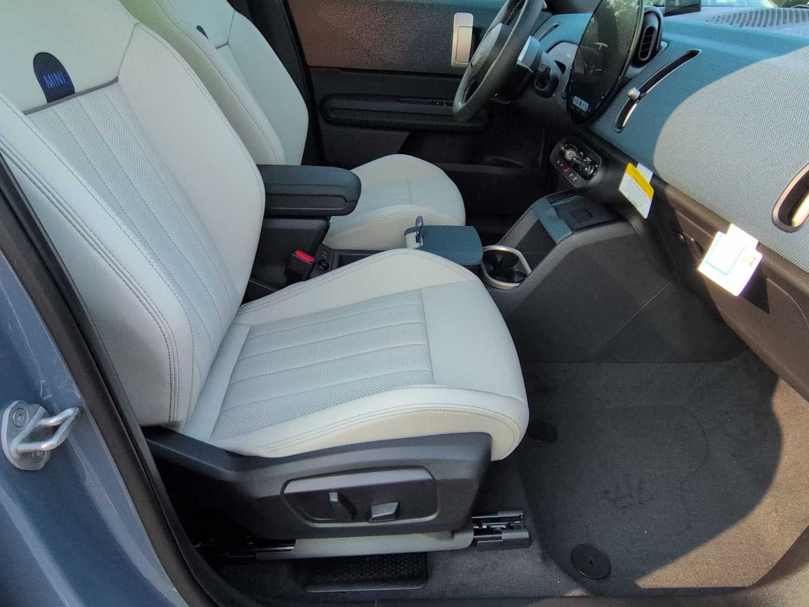 MINI COUNTRYMAN SIGNATURE PLUS 2027