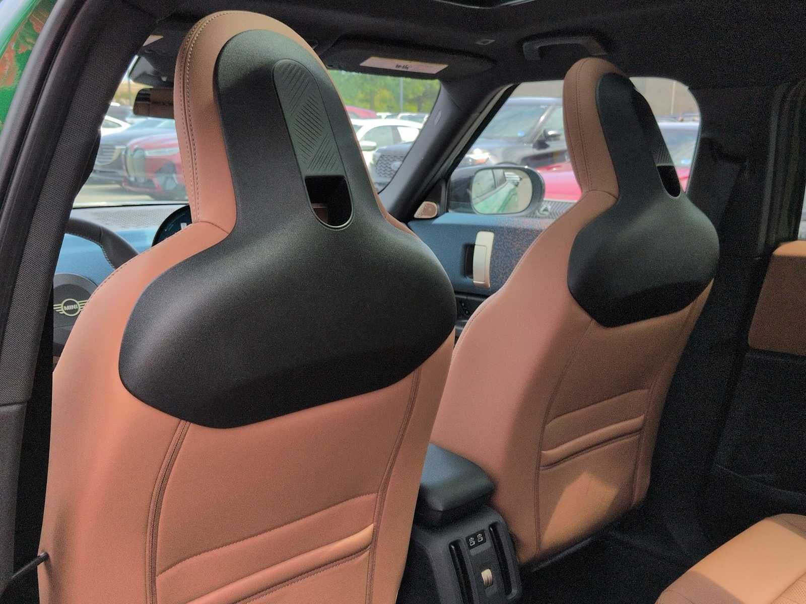 MINI COUNTRYMAN ICONIC 2027
