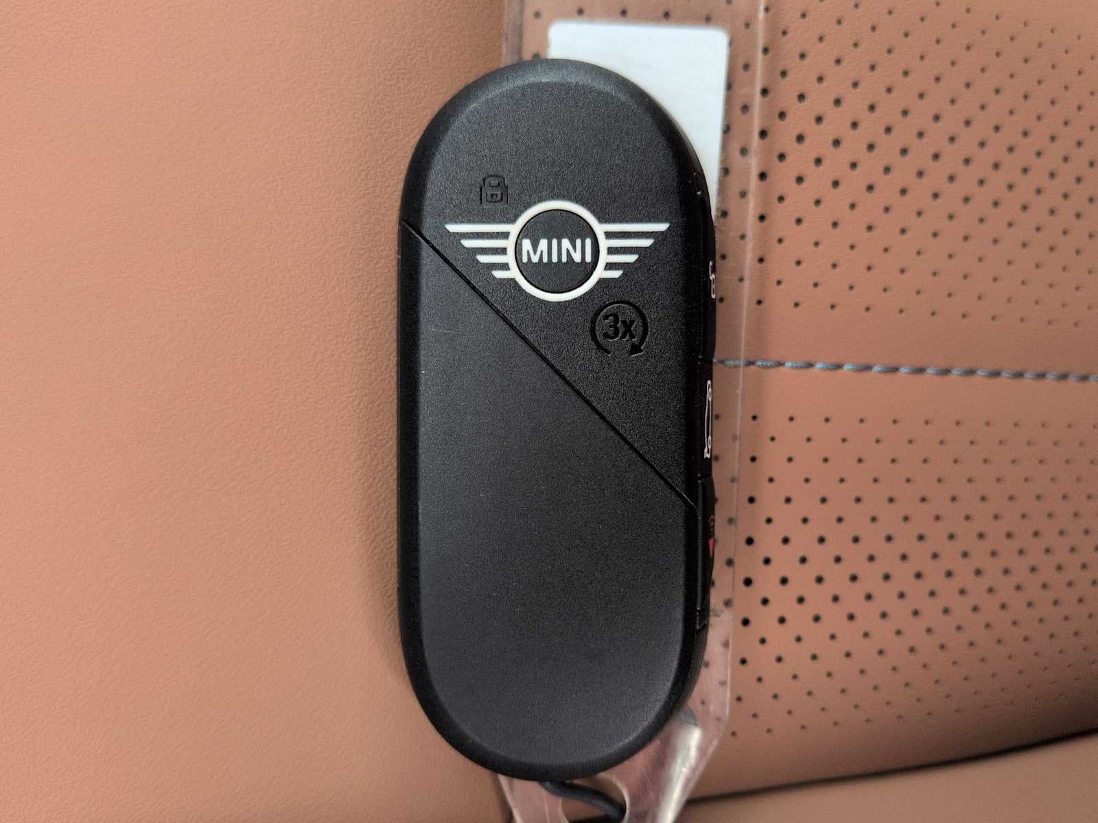 MINI COUNTRYMAN ICONIC 2027