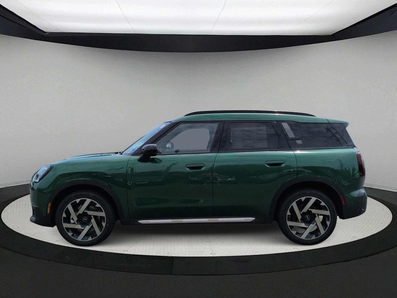 MINI COUNTRYMAN ICONIC 2027