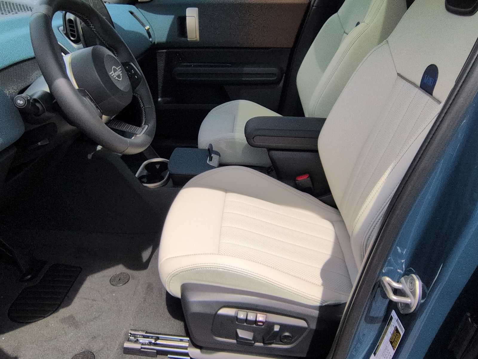 MINI COUNTRYMAN ICONIC 2027
