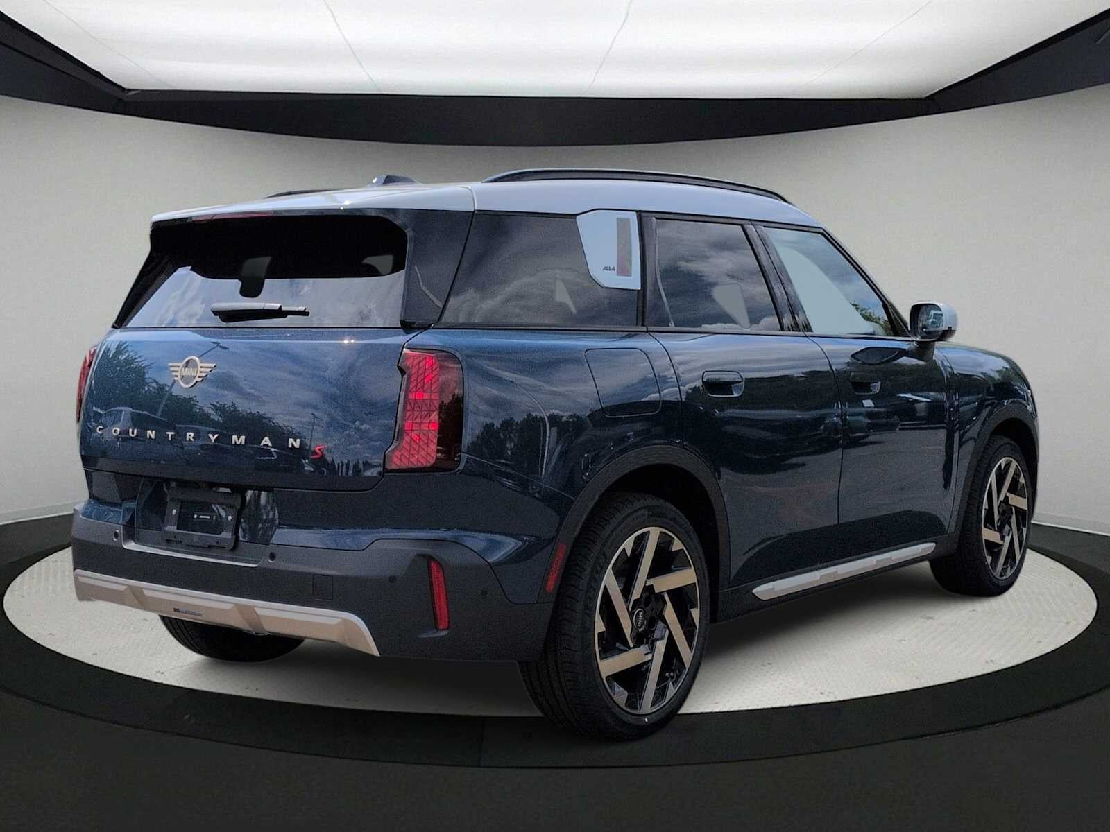 MINI COUNTRYMAN ICONIC 2027