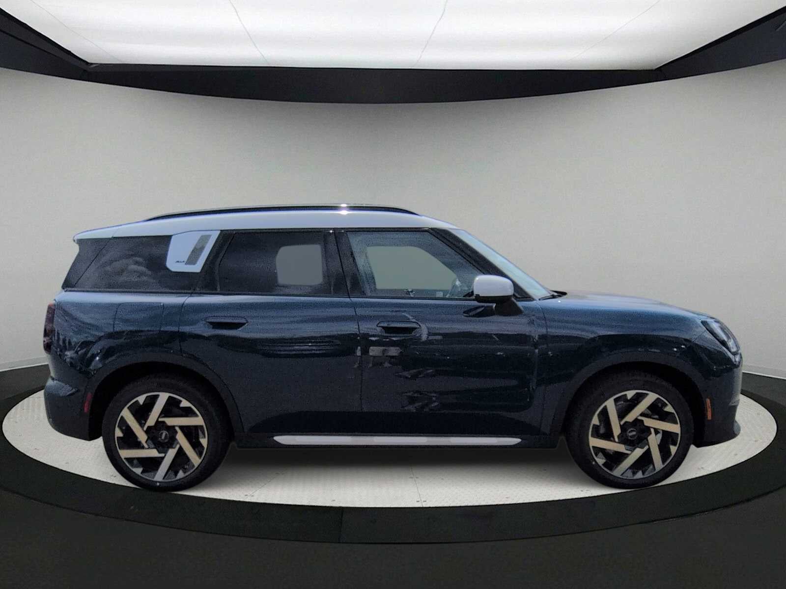 MINI COUNTRYMAN ICONIC 2027