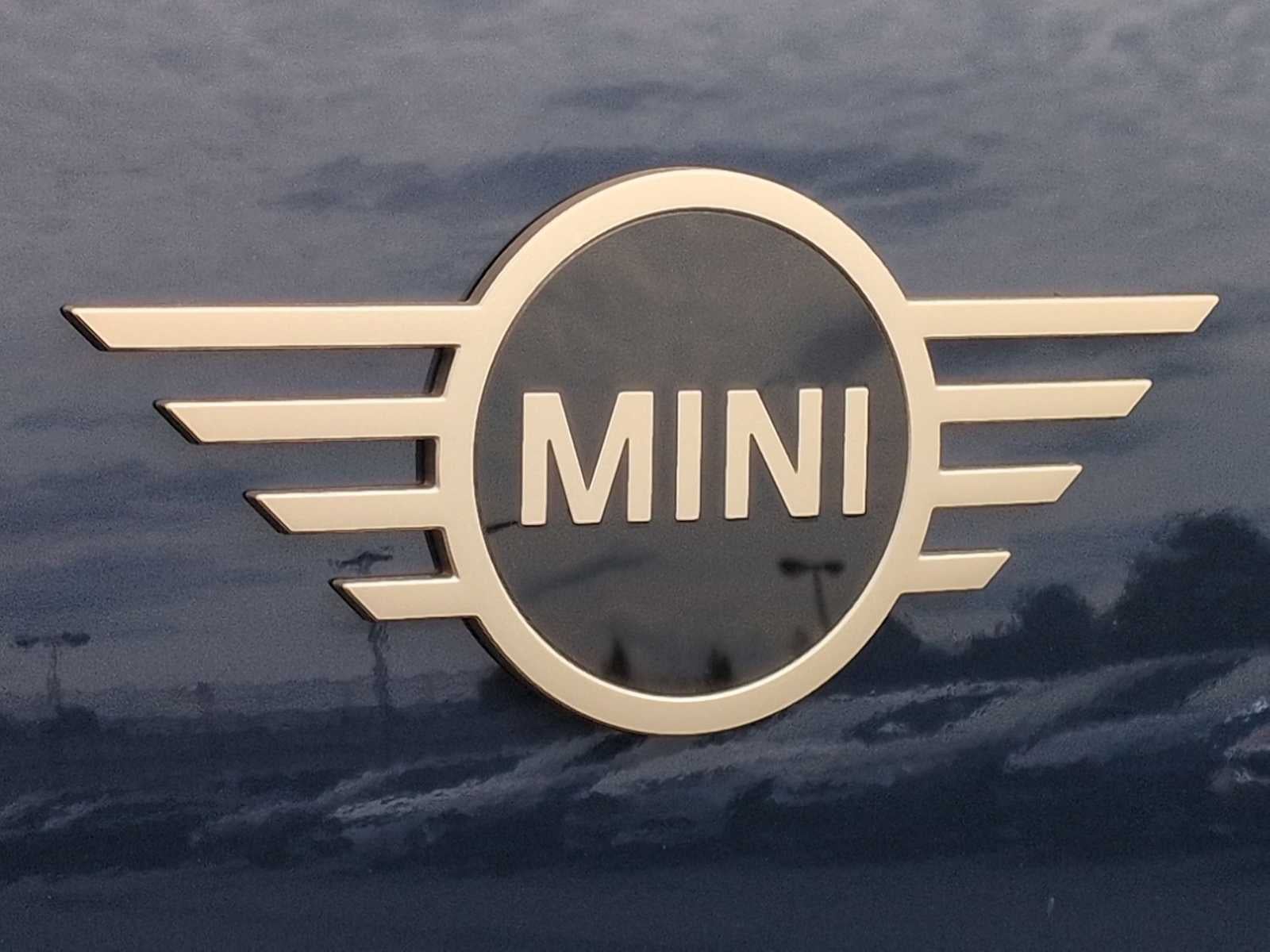 MINI COUNTRYMAN SIGNATURE PLUS 2027
