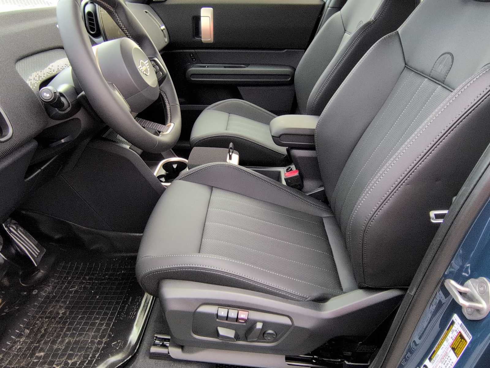 MINI COUNTRYMAN SIGNATURE PLUS 2027