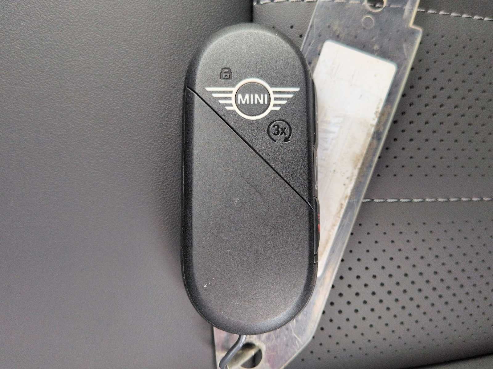 MINI COUNTRYMAN SIGNATURE PLUS 2027