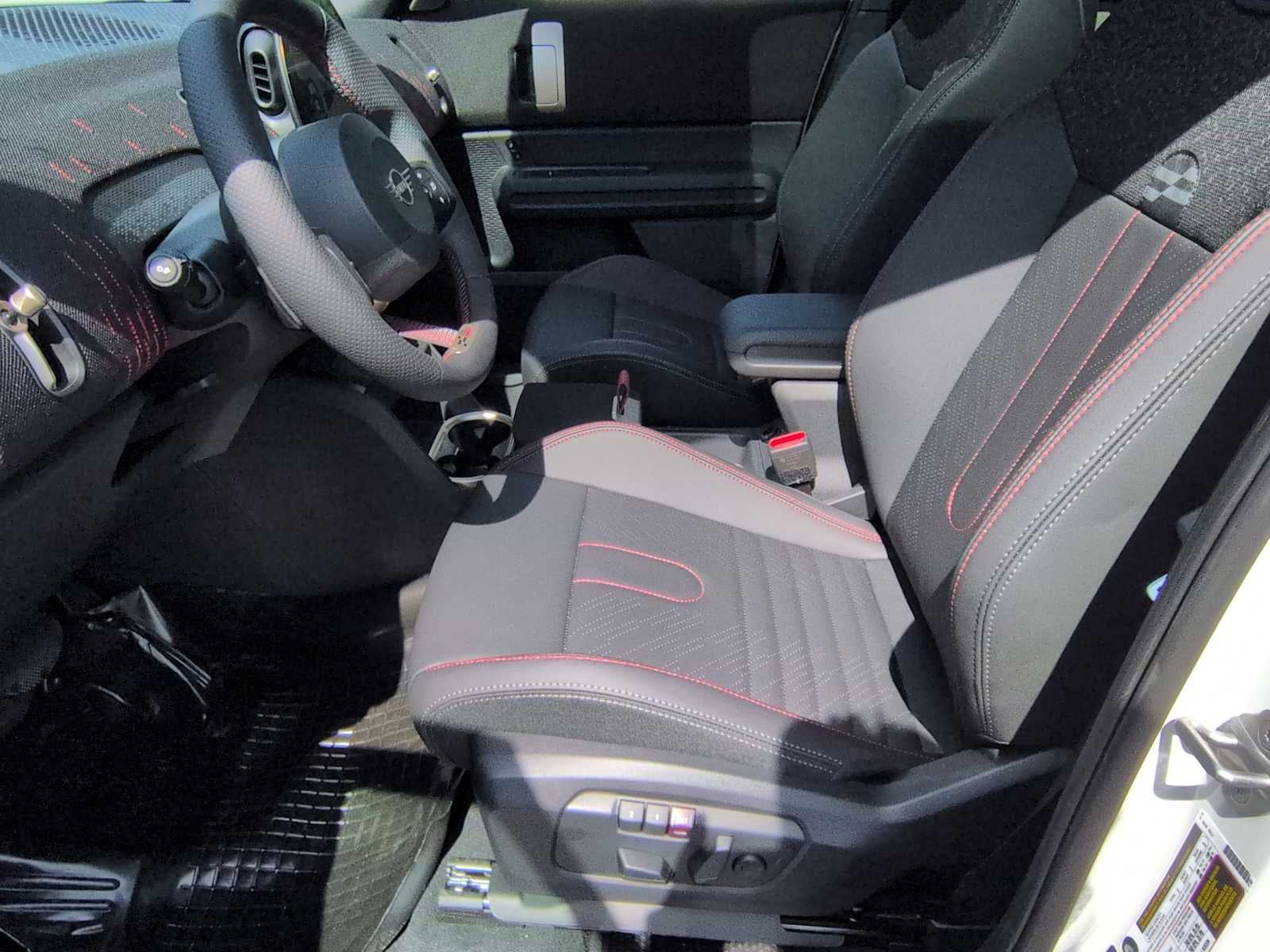 MINI COUNTRYMAN ICONIC 2027