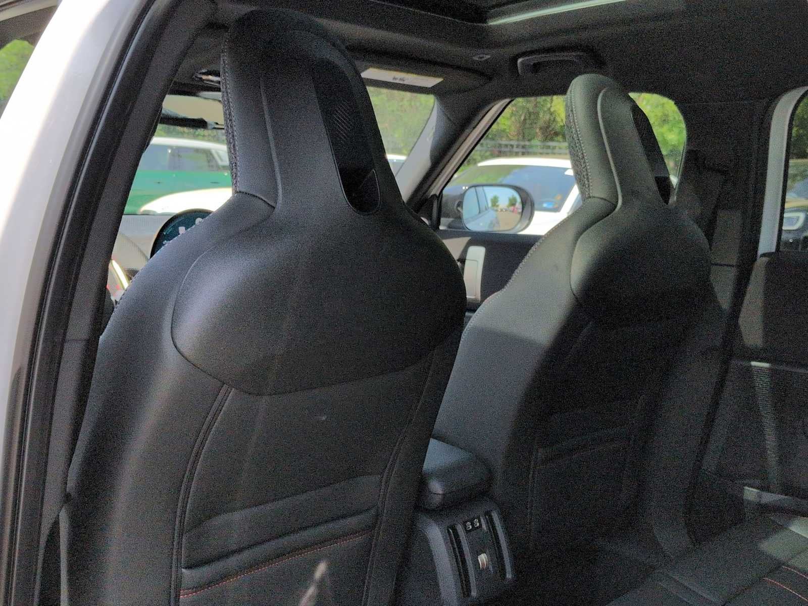 MINI COUNTRYMAN ICONIC 2027