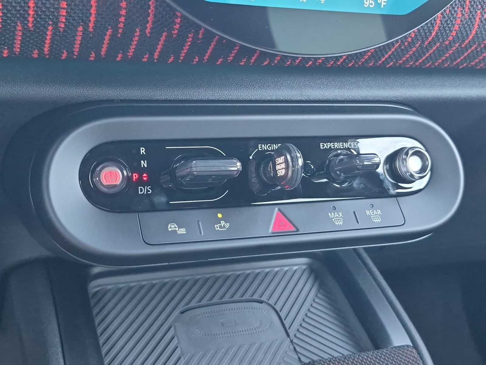 MINI COUNTRYMAN ICONIC 2027