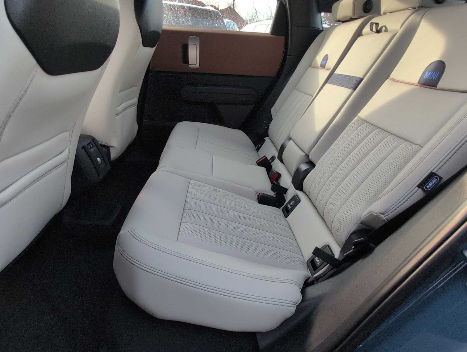 2026 MINI COUNTRYMAN SIGNATURE PLUS