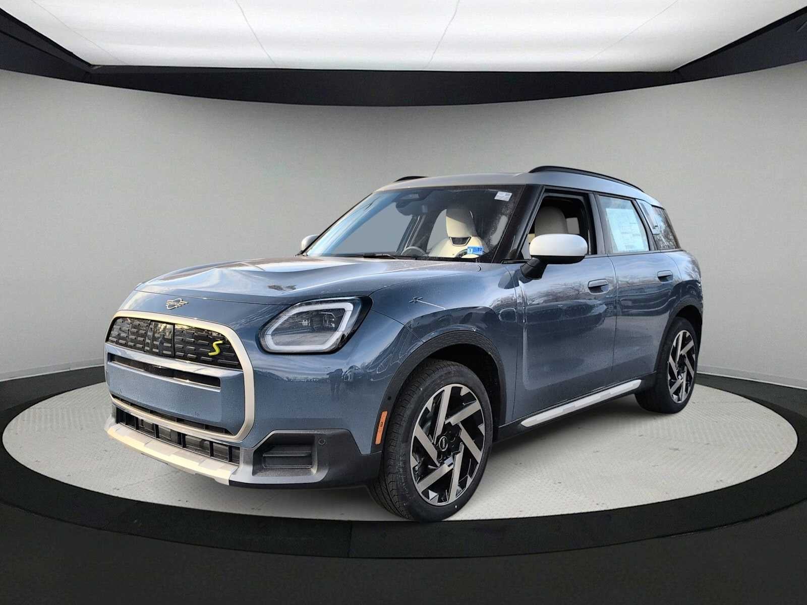 2026 MINI COUNTRYMAN SIGNATURE PLUS