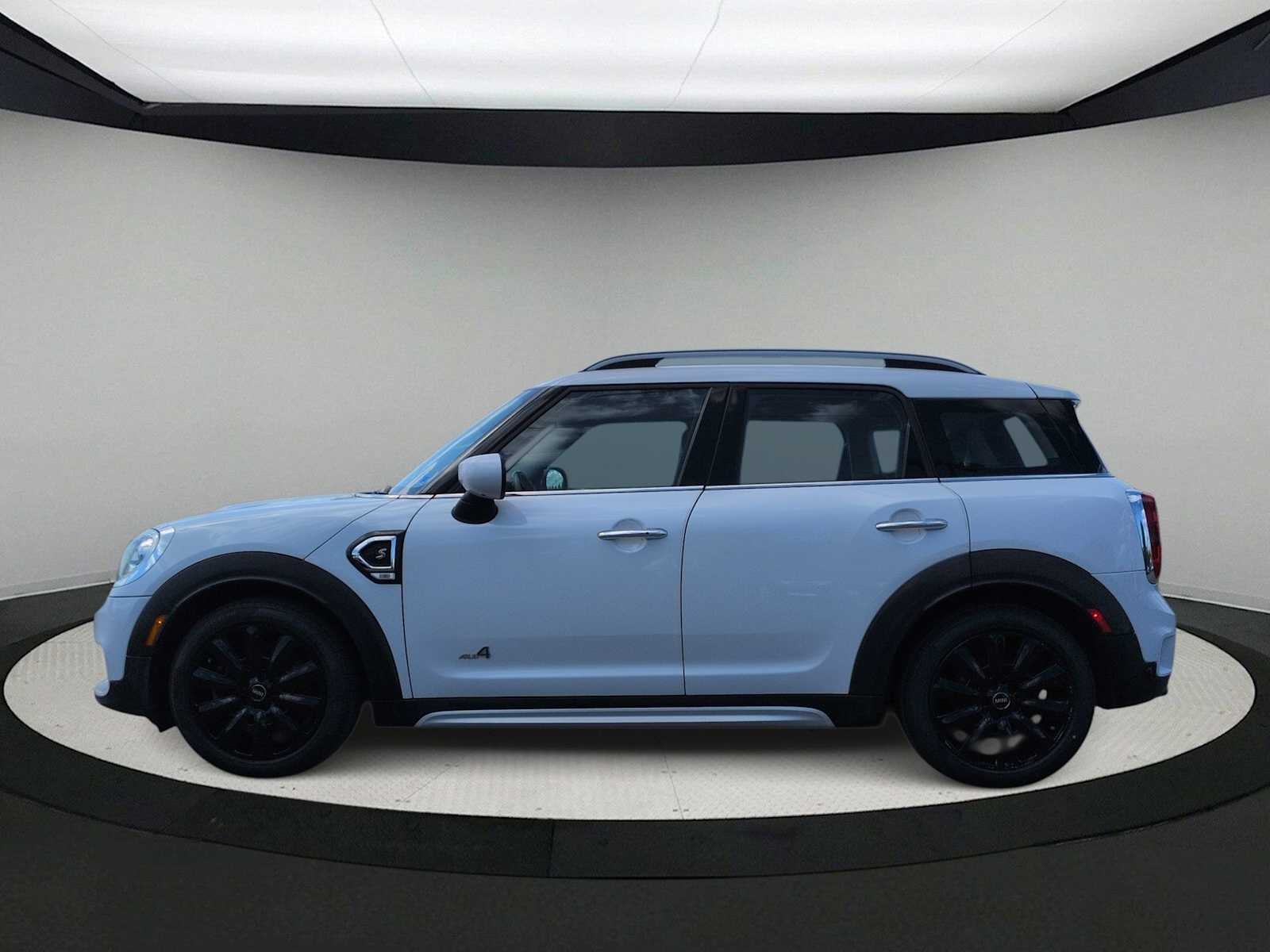 MINI COUNTRYMAN SIGNATURE 2020
