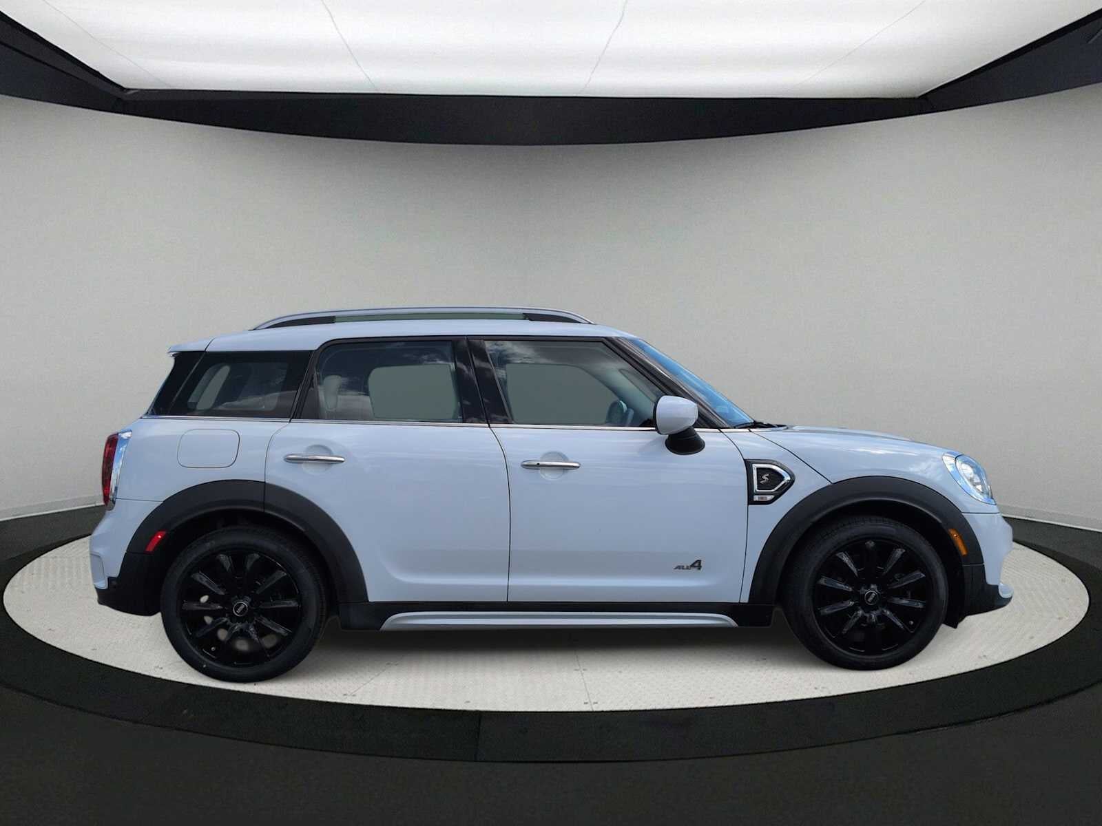 MINI COUNTRYMAN SIGNATURE 2020