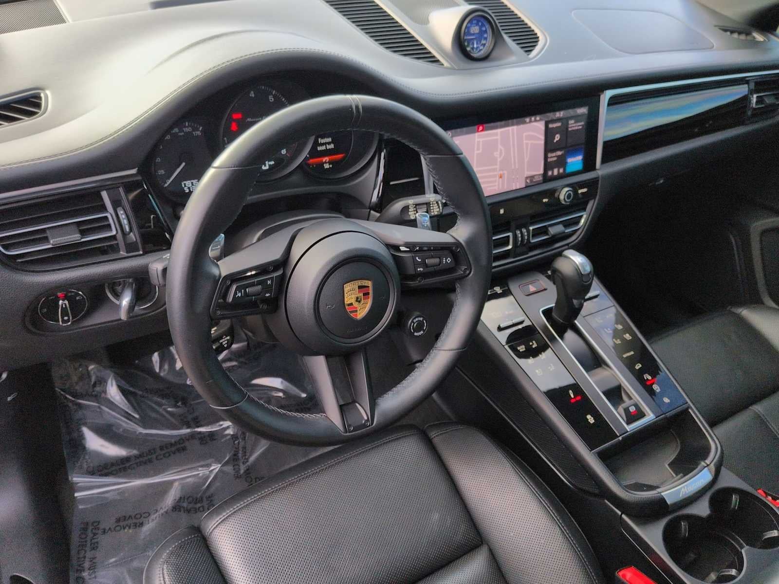 Porsche Macan T 2023