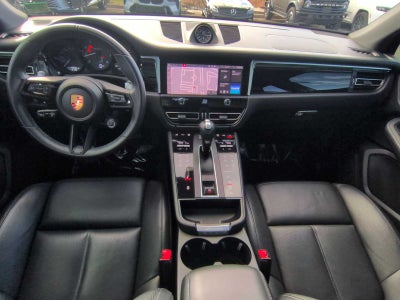 Porsche Macan T 2023