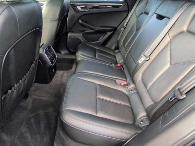 Porsche Macan T 2023