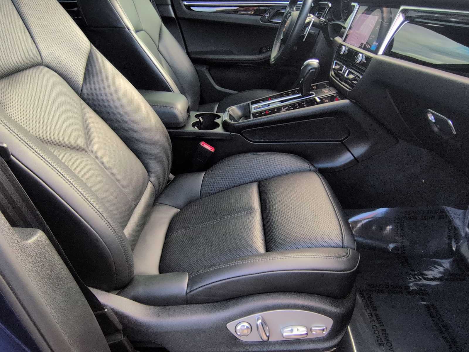 Porsche Macan T 2023