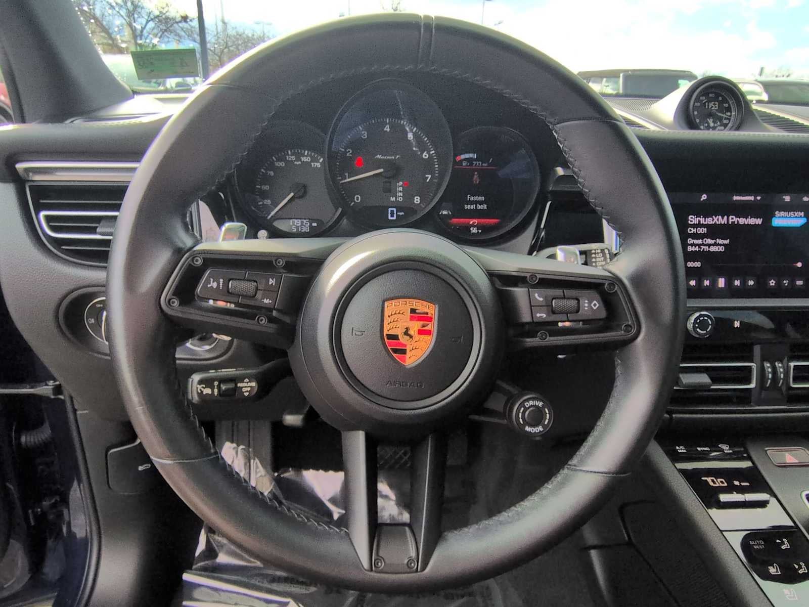 Porsche Macan T 2023