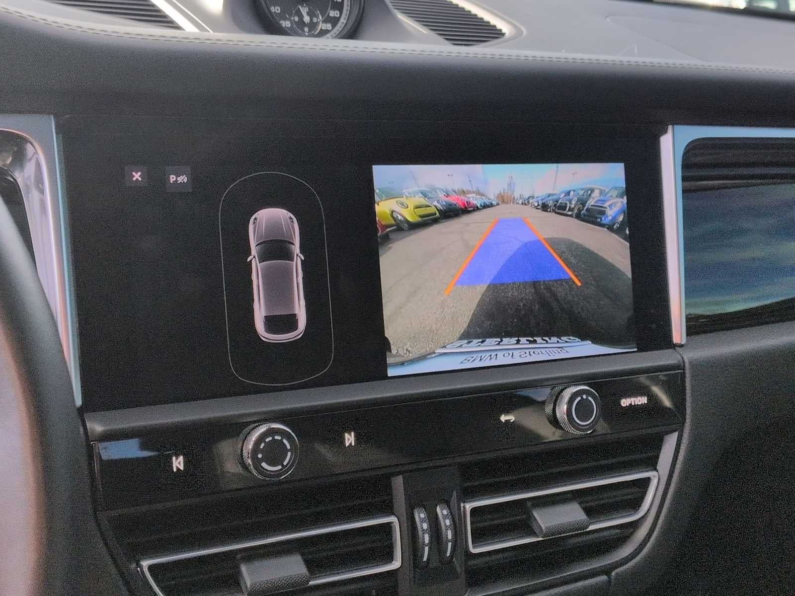 Porsche Macan T 2023