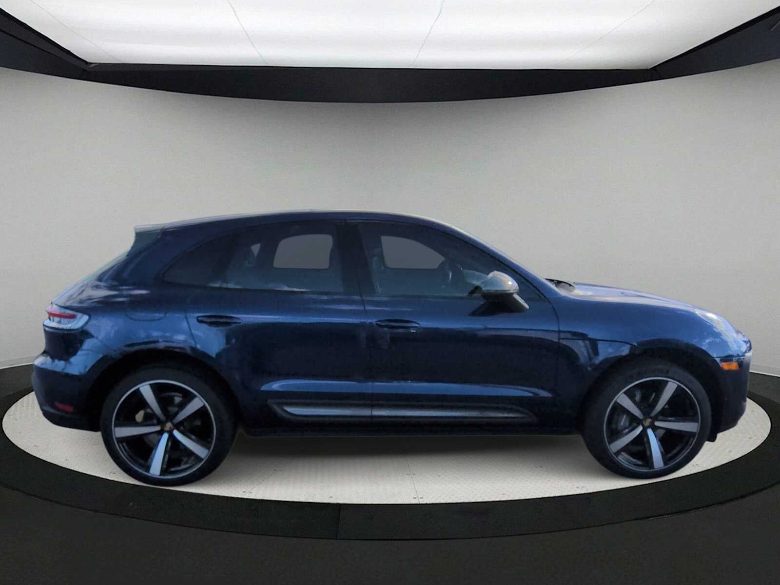 Porsche Macan T 2023