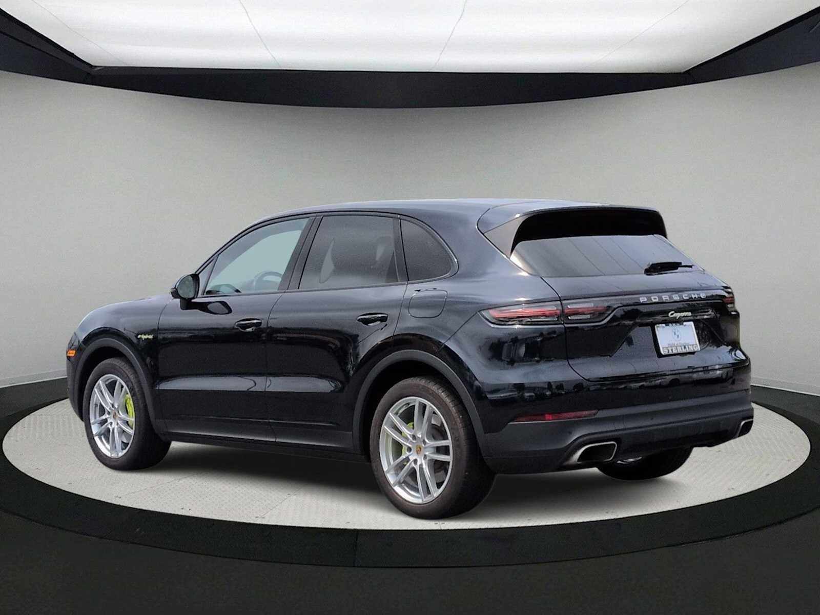 Porsche Cayenne E-Hybrid 2021