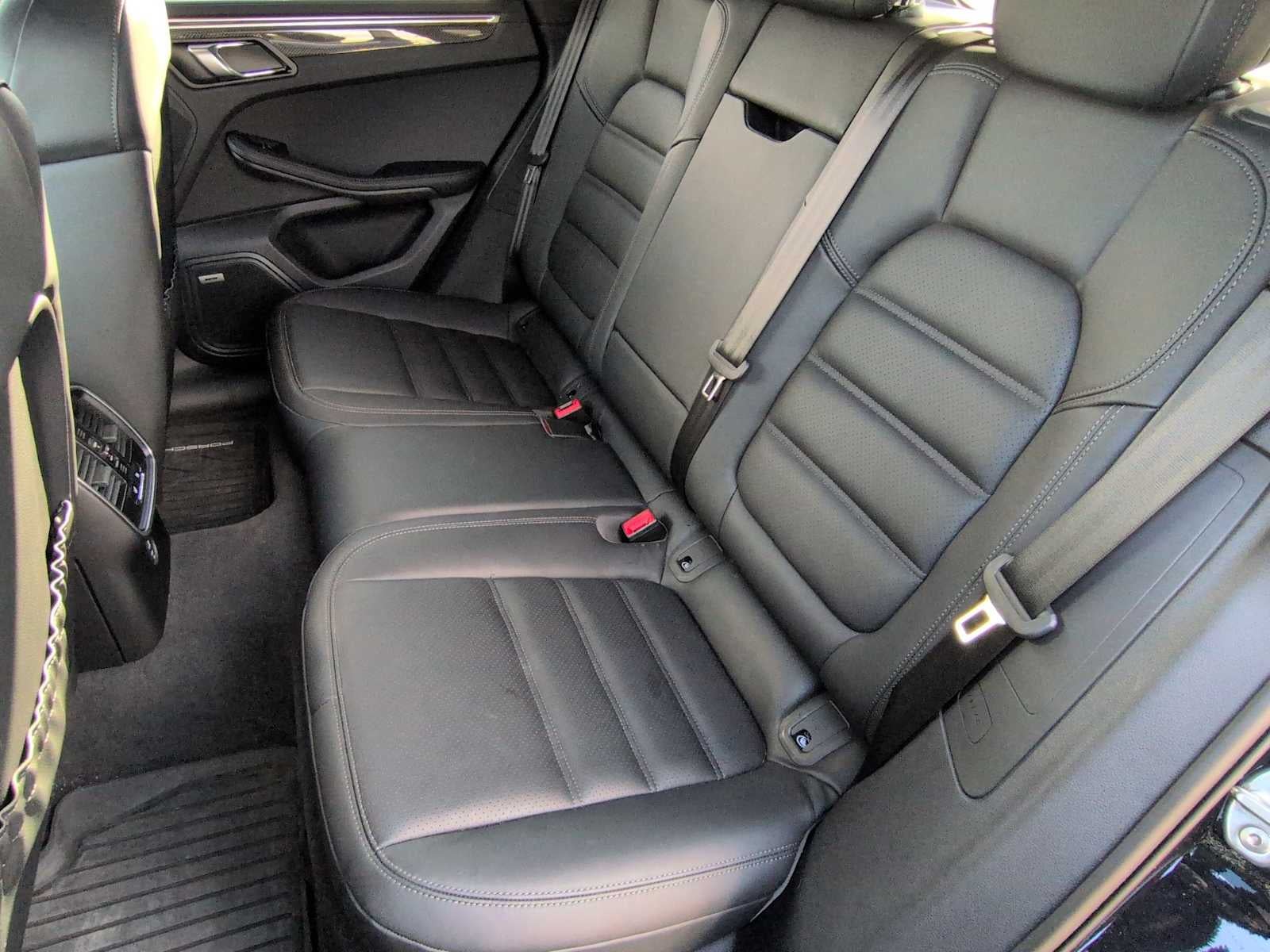 Porsche Macan GTS 2023