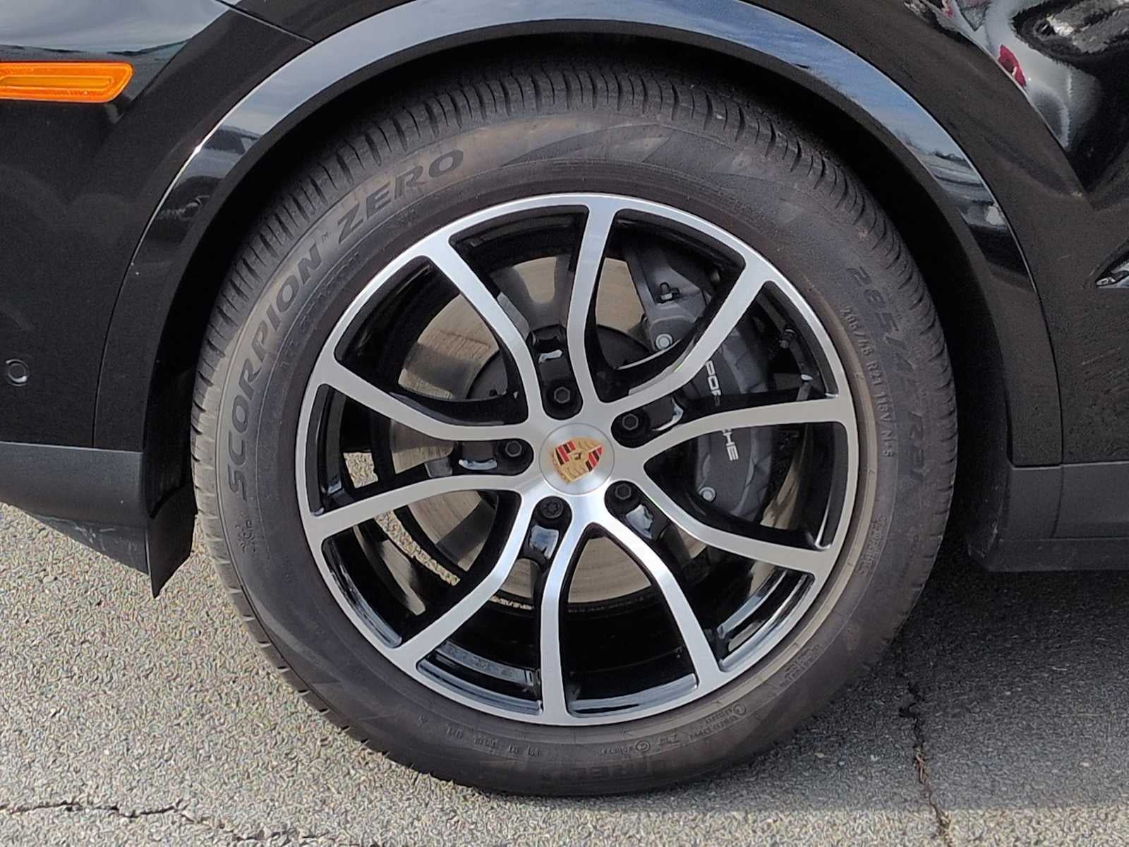 Porsche Cayenne Coupé AWD 2025