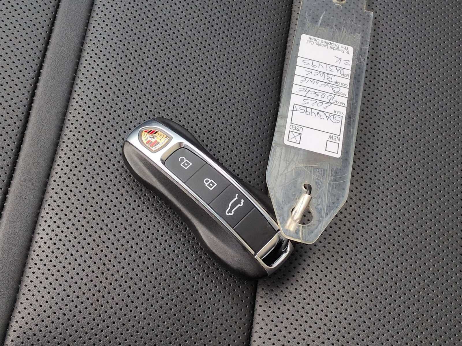 Porsche Cayenne Coupé AWD 2025