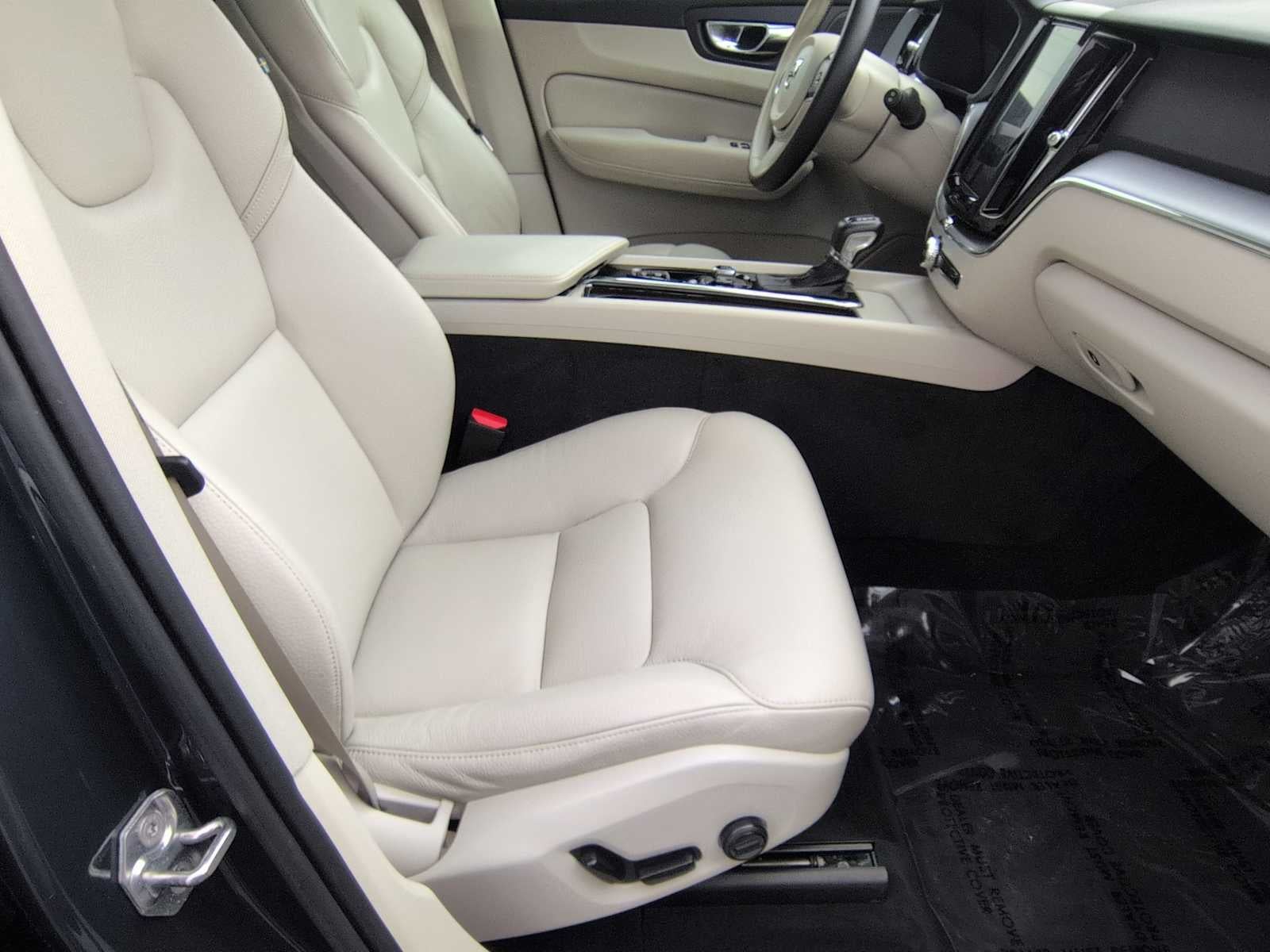 Volvo XC60 Momentum 2020