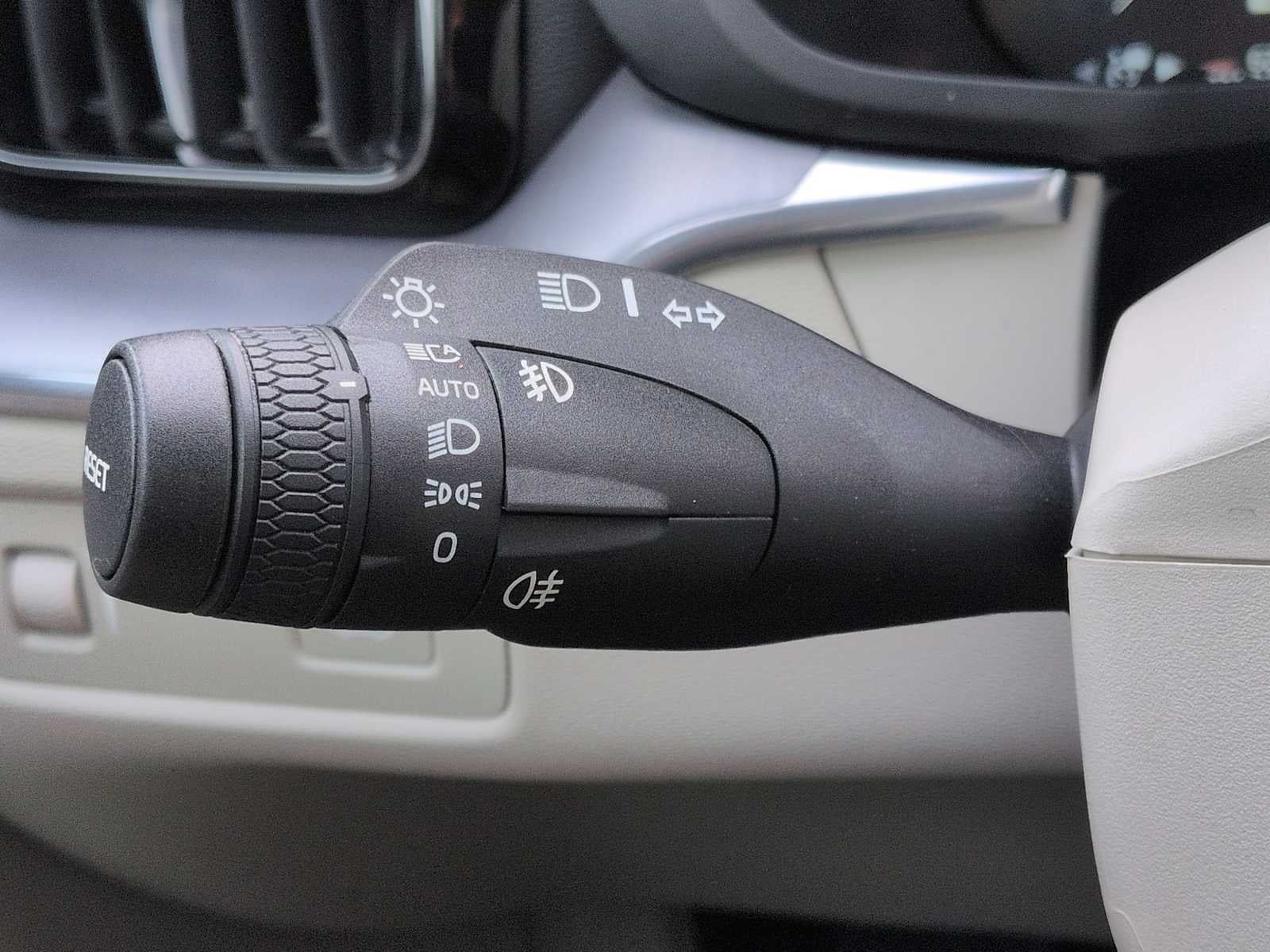 Volvo XC60 Momentum 2020