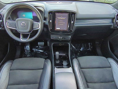 Volvo XC40 Recharge P8 eAWD Pure Electric 2021